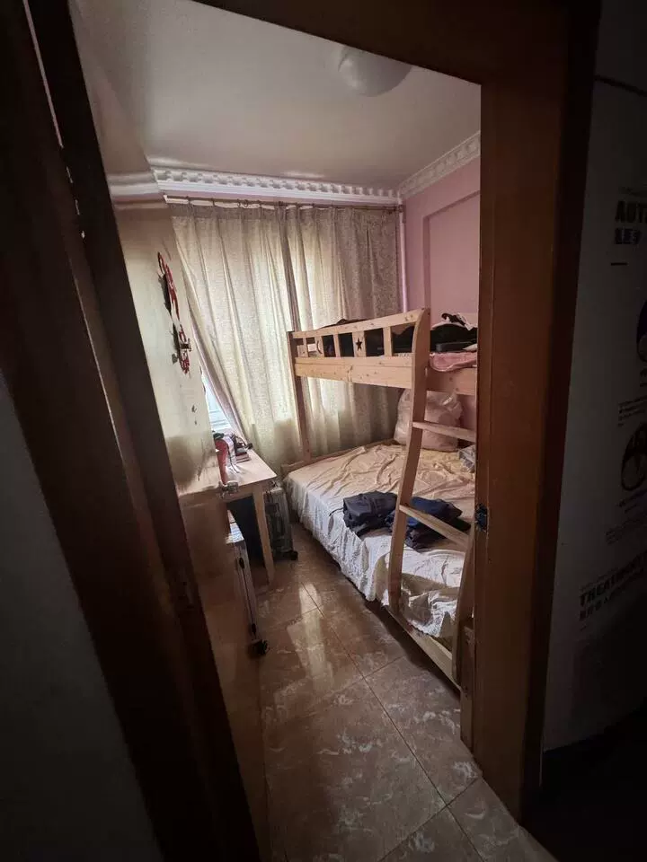 深圳市光明区人民法院关于拍卖广东省深圳市罗湖区莲塘罗沙路富达花园4号楼4D-805房的公告

 精选资产缩略图 3